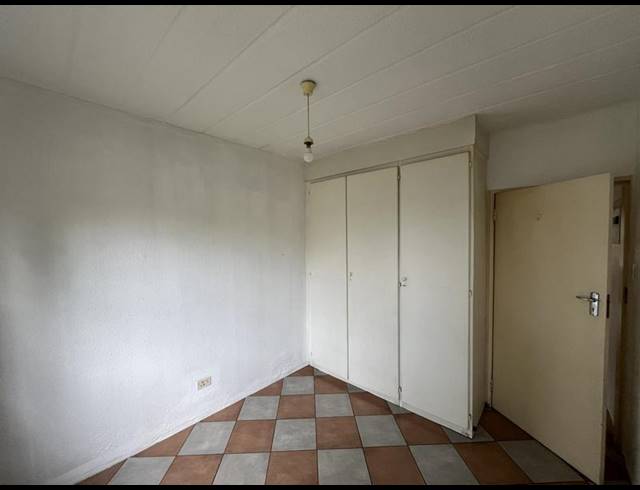 2 BEDROOM PROPERTY TO RENT IN POMONA